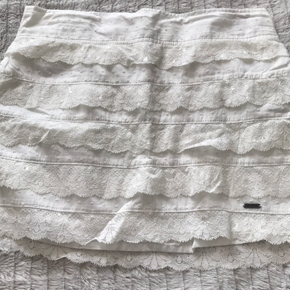 NWT Lace skirt - Picture 2 of 5